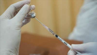 Produsen Vaksin Kembangkan Formula Baru Hadapi Varian COVID-19 Omicron